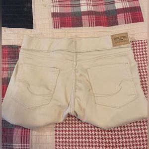 Levi’s Signature pull on jeans